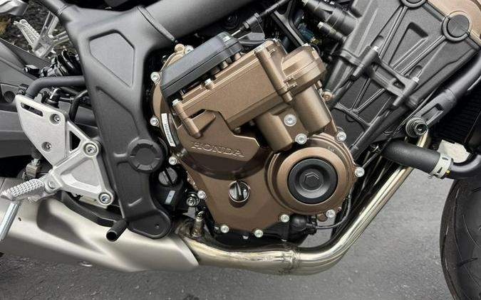 2026 Honda® CB650R E-Clutch