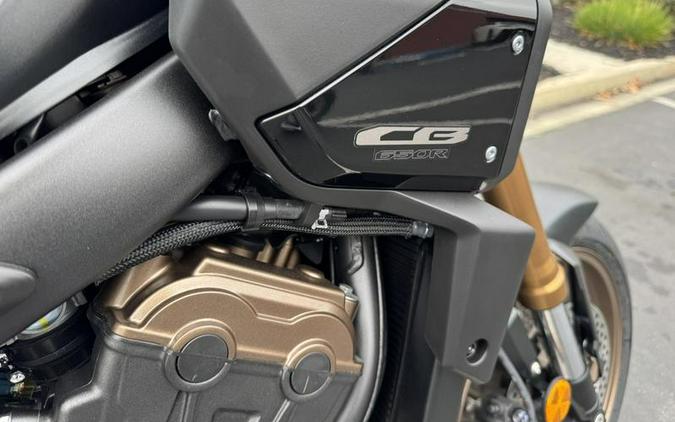 2026 Honda® CB650R E-Clutch