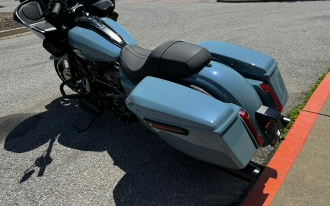 2024 Harley-Davidson Road Glide® Sharkskin Blue - Black Finish