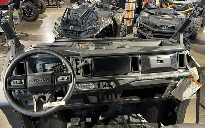 2026 Can-Am® Defender MAX LONE STAR HD11