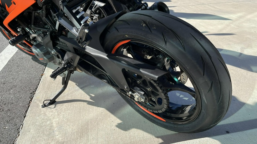 2022 KTM RC 390