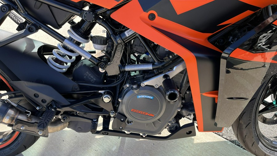 2022 KTM RC 390