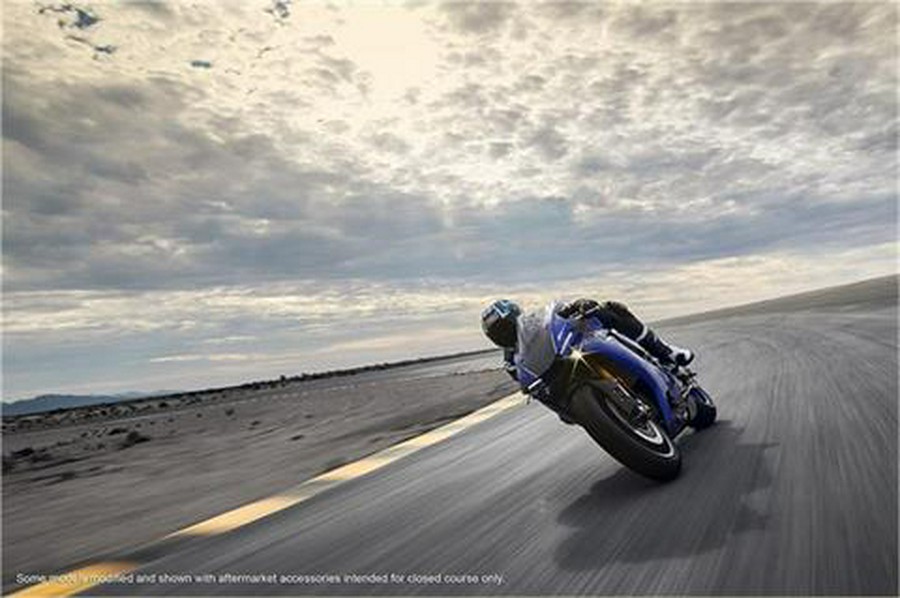 2018 Yamaha YZF-R1