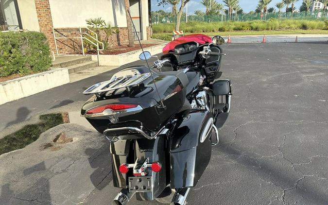 2023 Indian Pursuit Limited With Premium Package Black Metallic