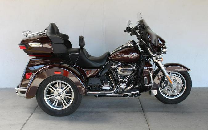 2022 Harley-Davidson® FLHTCUTG - Tri Glide® Ultra