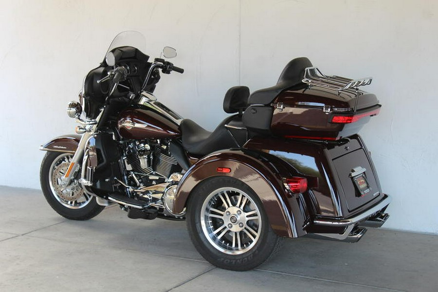 2022 Harley-Davidson® FLHTCUTG - Tri Glide® Ultra