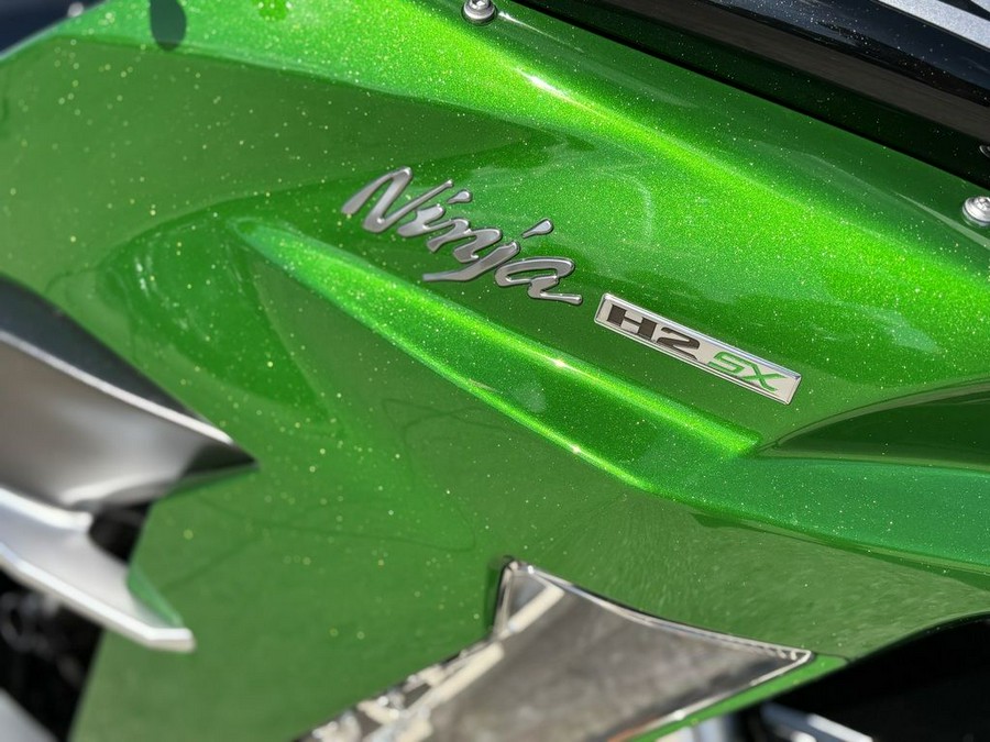2025 Kawasaki NINJA H2® SX SE ABS