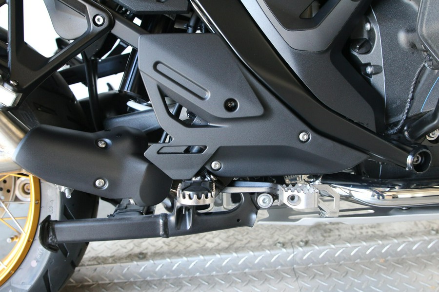 2026 BMW Motorrad R 1300 GS Adventure