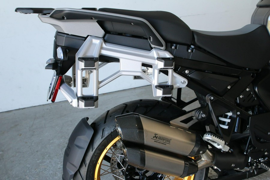 2026 BMW Motorrad R 1300 GS Adventure