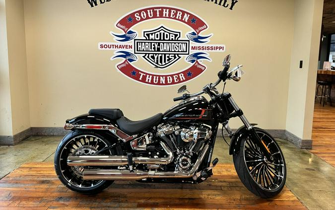 New 2024 Harley-Davidson Breakout Cruiser Motorcycle For Sale Near Memphis, TN