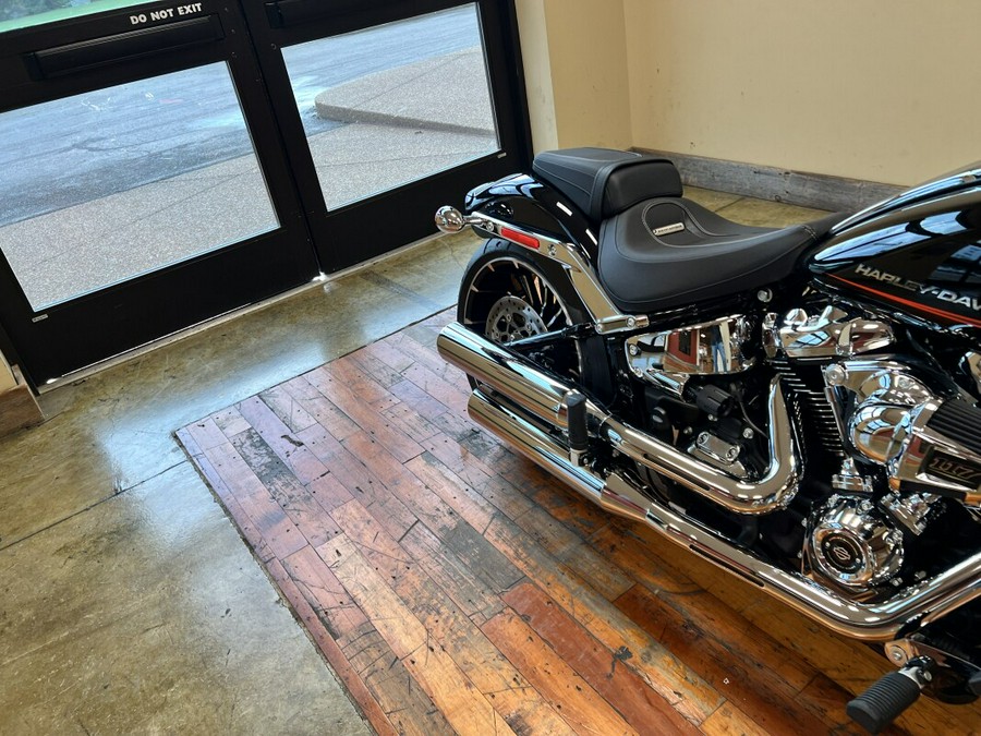 New 2024 Harley-Davidson Breakout Cruiser Motorcycle For Sale Near Memphis, TN