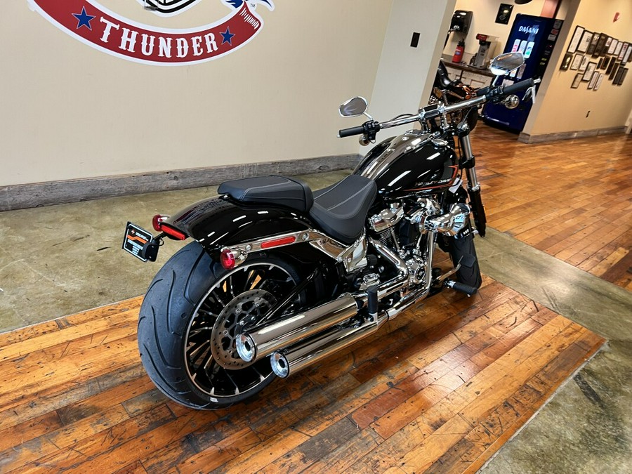 New 2024 Harley-Davidson Breakout Cruiser Motorcycle For Sale Near Memphis, TN