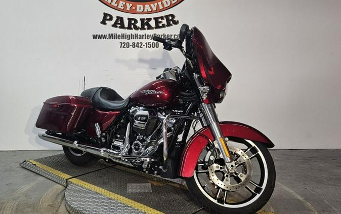 2017 Harley-Davidson® FLHXS - Street Glide® Special