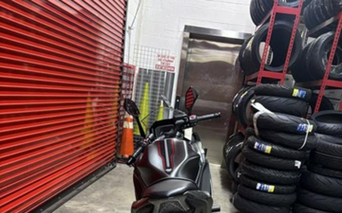 2022 Kawasaki Ninja 650 ABS Metallic Matte Graphenesteel Gray