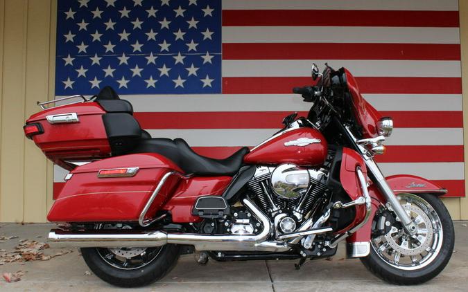 2015 Harley-Davidson® FLHTK - Ultra Limited