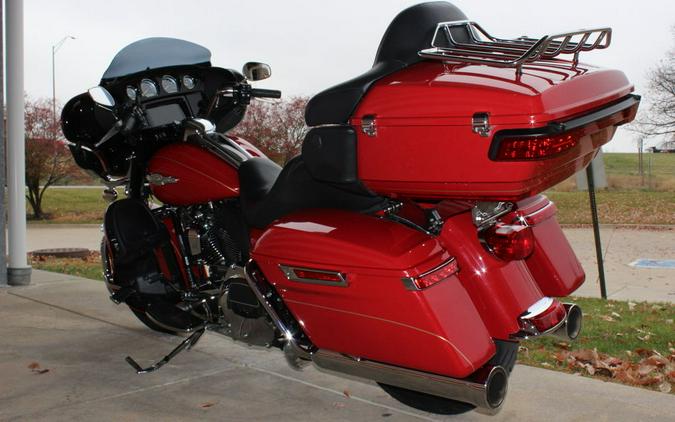 2015 Harley-Davidson® FLHTK - Ultra Limited