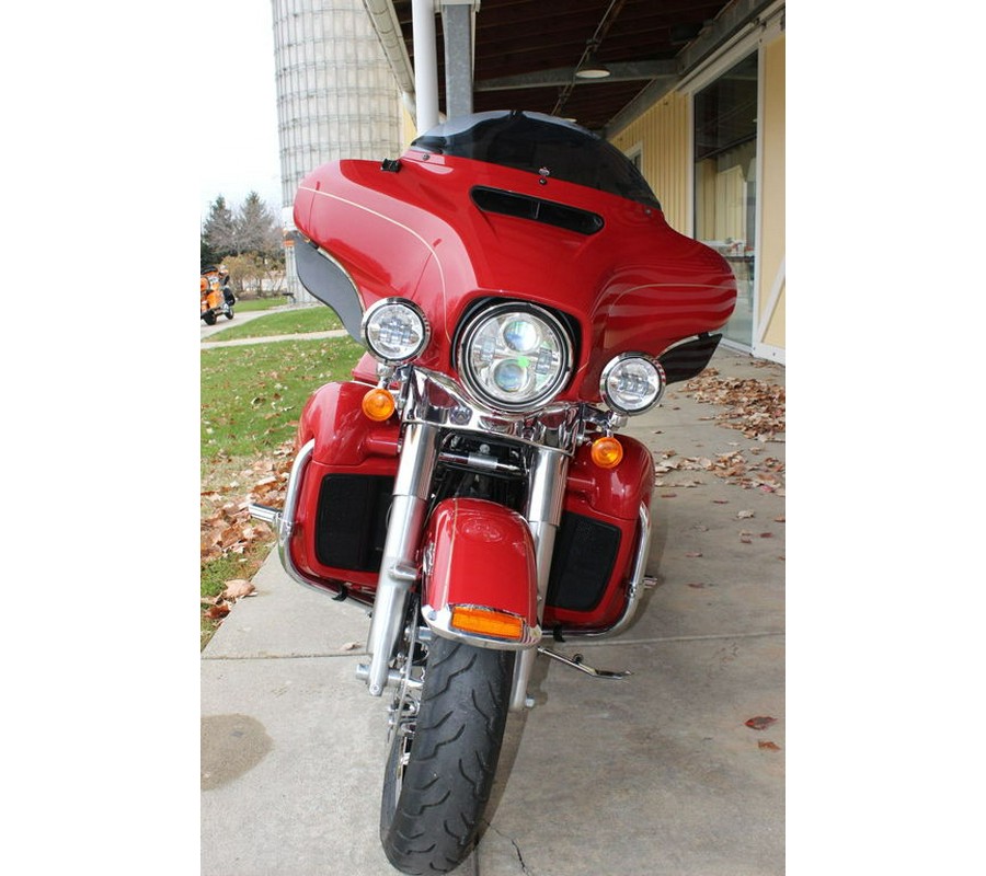 2015 Harley-Davidson® FLHTK - Ultra Limited