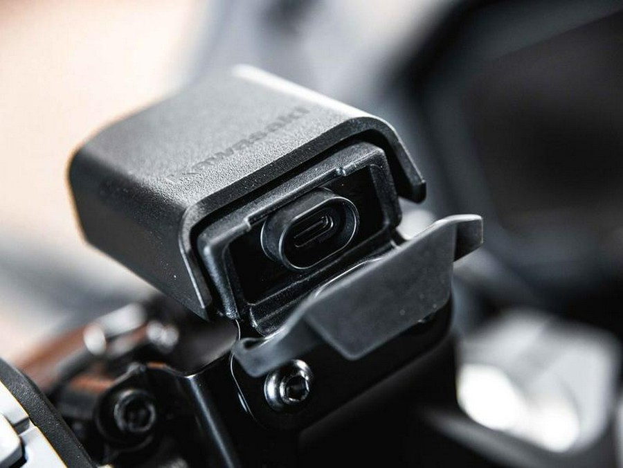 2025 Kawasaki Ninja® 1100SX ABS