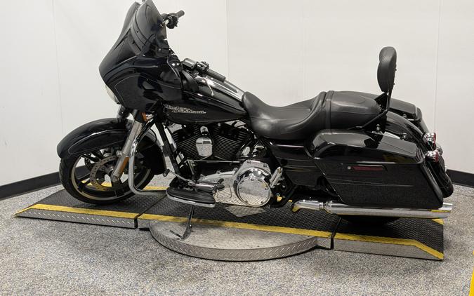 2015 Harley-Davidson Flhxs