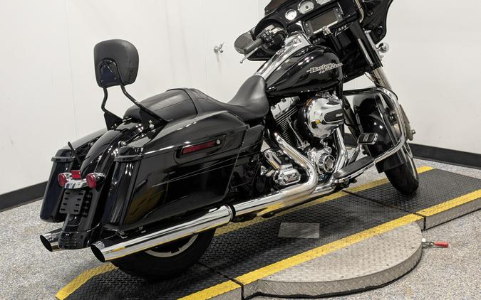 2015 Harley-Davidson Flhxs