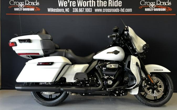 2024 Harley-Davidson Ultra Limited White Onyx Pearl - Black Finish
