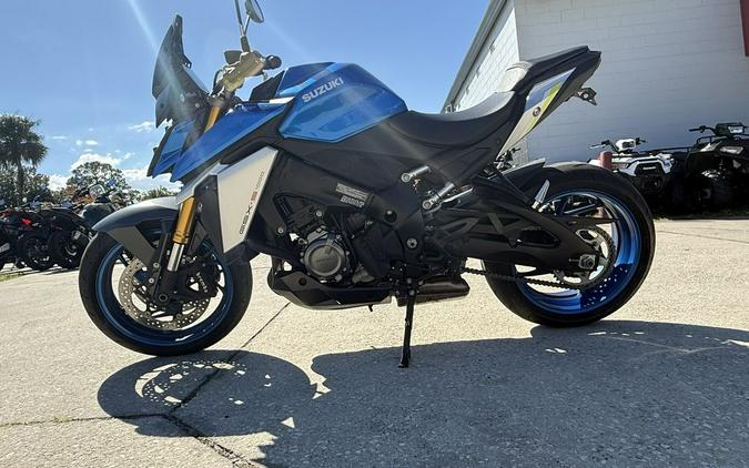 2023 Suzuki GSX-S1000