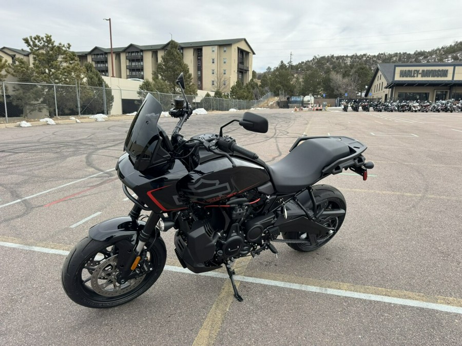 2026 Harley-Davidson® Pan America® 1250 ST