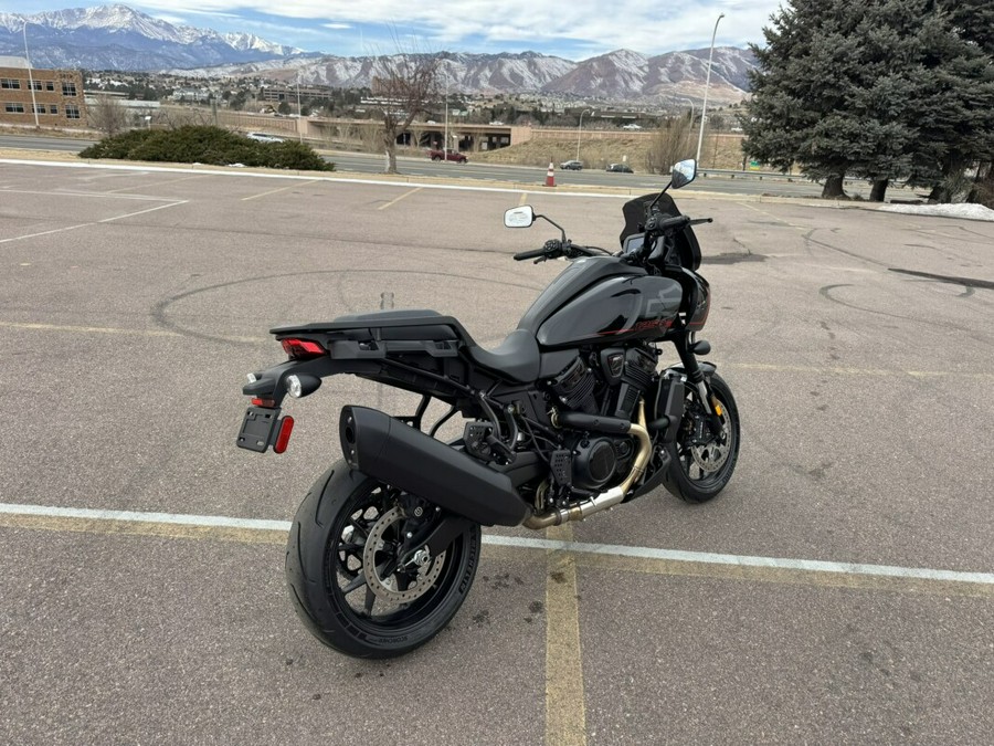 2026 Harley-Davidson® Pan America® 1250 ST