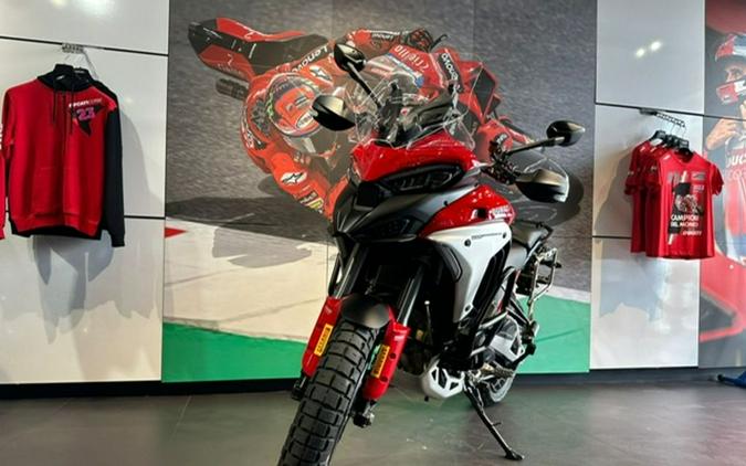 2023 Ducati Multistrada V4 Rally Ducati Red