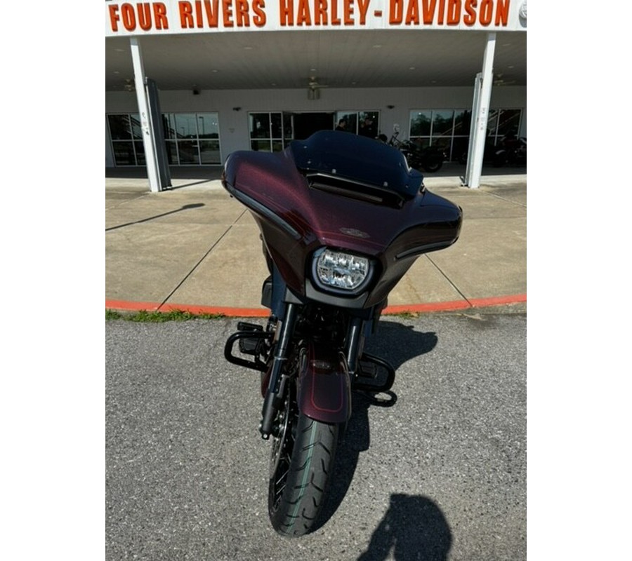 2024 Harley-Davidson CVO™ Street Glide® Copperhead