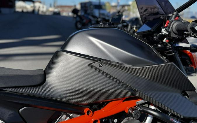 2021 KTM 1290 Super Duke R
