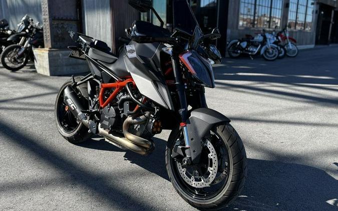 2021 KTM 1290 Super Duke R