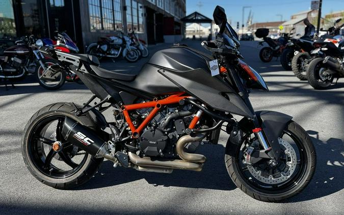 2021 KTM 1290 Super Duke R