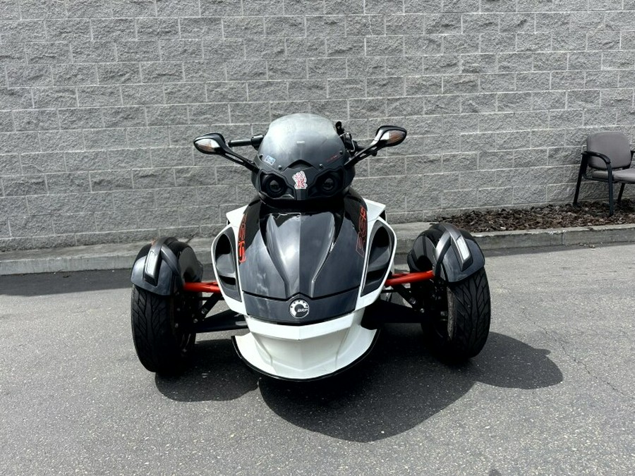 2014 Can-Am Spyder RT BLACK