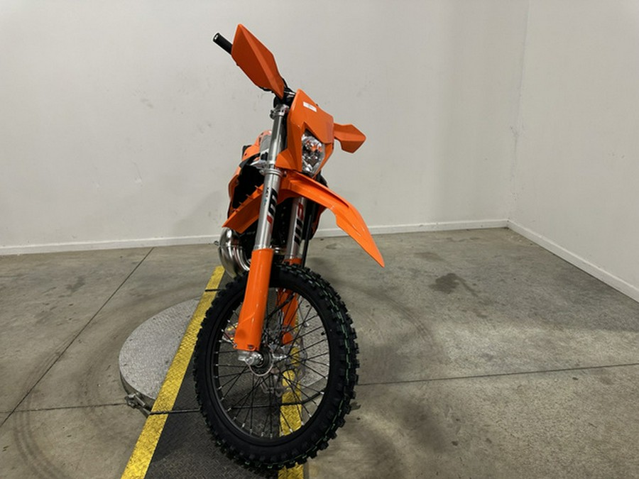 2027 KTM XC 300 W