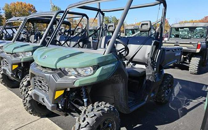 2023 Can-Am Defender DPS HD10