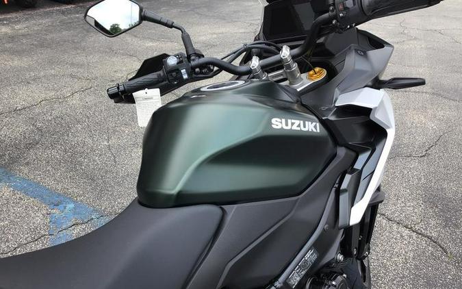 2024 Suzuki GSX-S1000GX Plus