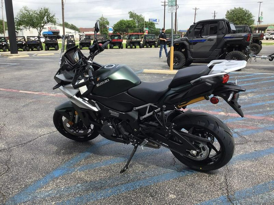 2024 Suzuki GSX-S1000GX Plus