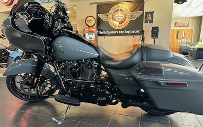 2022 Harley-Davidson Road Glide Special Gunship Gray