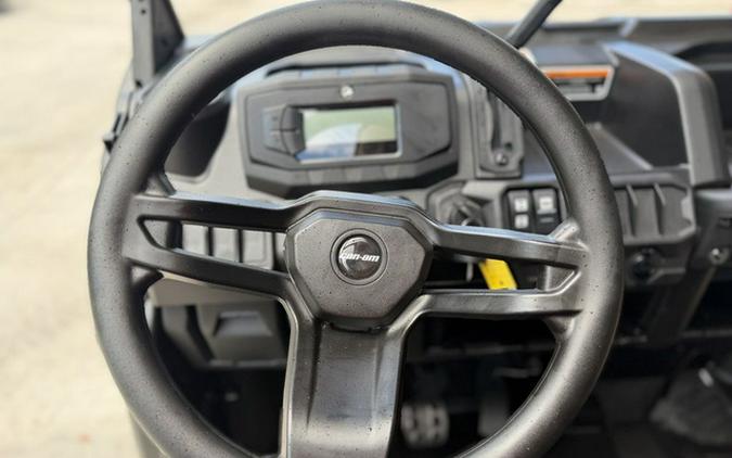 2026 Can-Am Defender DPS HD9 Stealth Black
