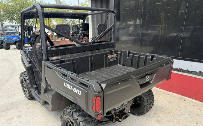 2026 Can-Am Defender DPS HD9 Stealth Black