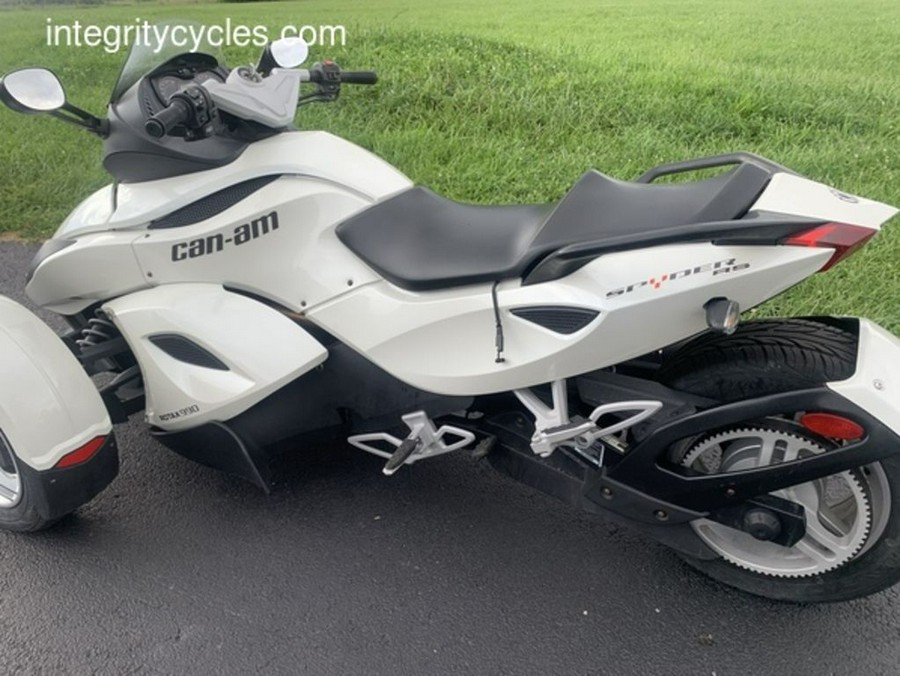 2012 Can-Am® Spyder Roadster RS