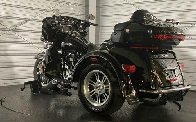 2015 Harley-Davidson® FLHTCUTG - Tri-Glide® Ultra