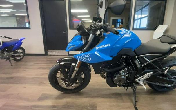 2025 Suzuki GSX-8S