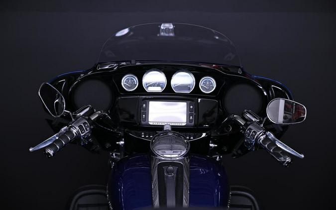 2017 Harley-Davidson® FLHTKL - Ultra Limited Low