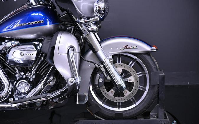 2017 Harley-Davidson® FLHTKL - Ultra Limited Low