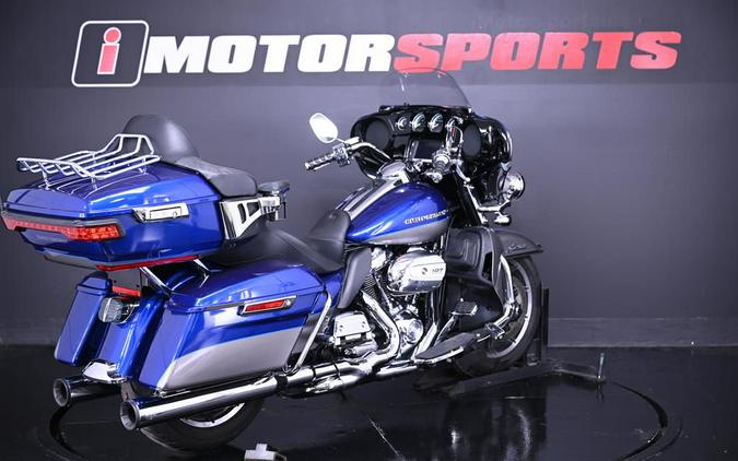 2017 Harley-Davidson® FLHTKL - Ultra Limited Low