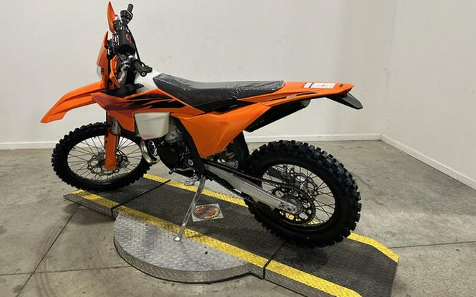 2027 KTM XC 300 W