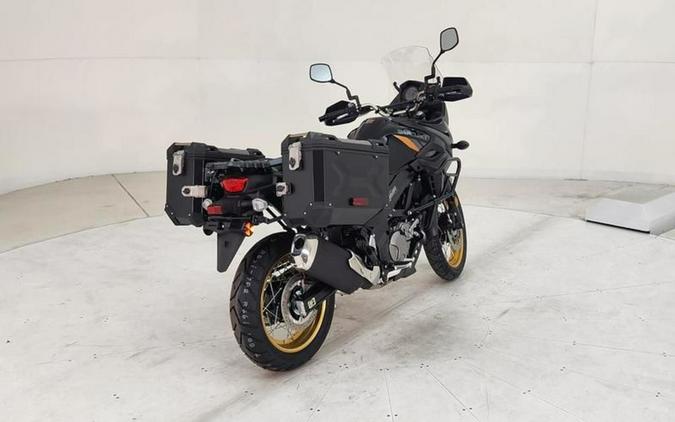 2025 Suzuki V-Strom 650XT Adventure