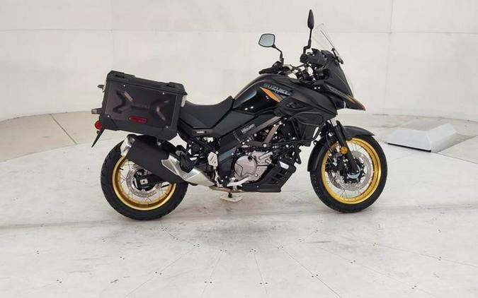 2025 Suzuki V-Strom 650XT Adventure